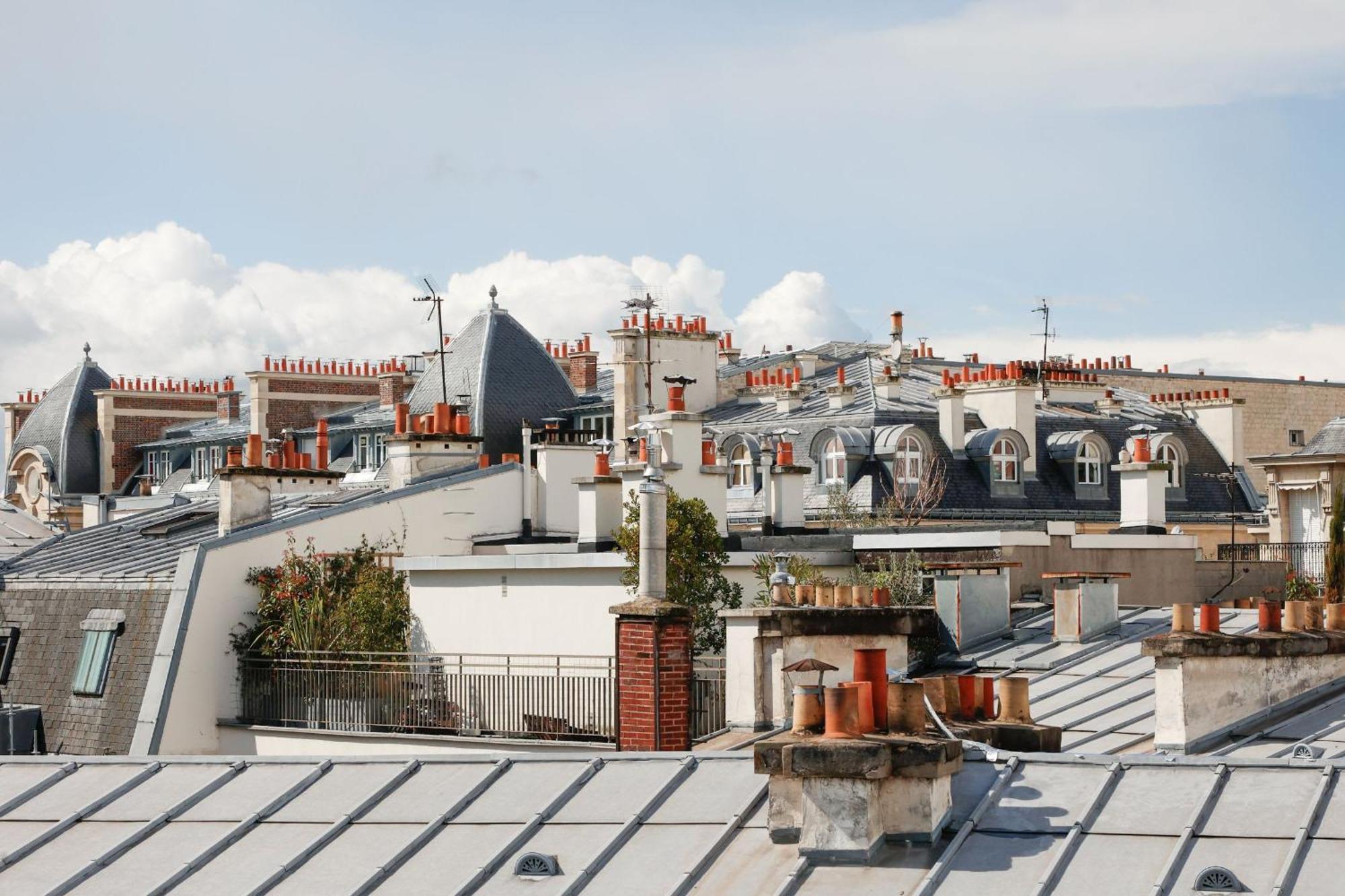 Luxe Sous Les Toits De Avec Vue Tour Eiffel Parigi